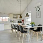 Mieka - 400m From The Sea By Interhome *