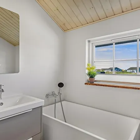 Mieka - 400m From The Sea By Interhome Feriehus