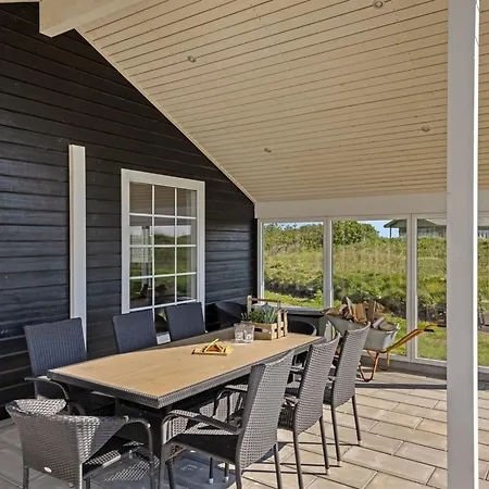 Ferienhaus Mieka - 400m From The Sea By Interhome