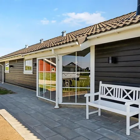 Mieka - 400m From The Sea By Interhome Feriehus *
